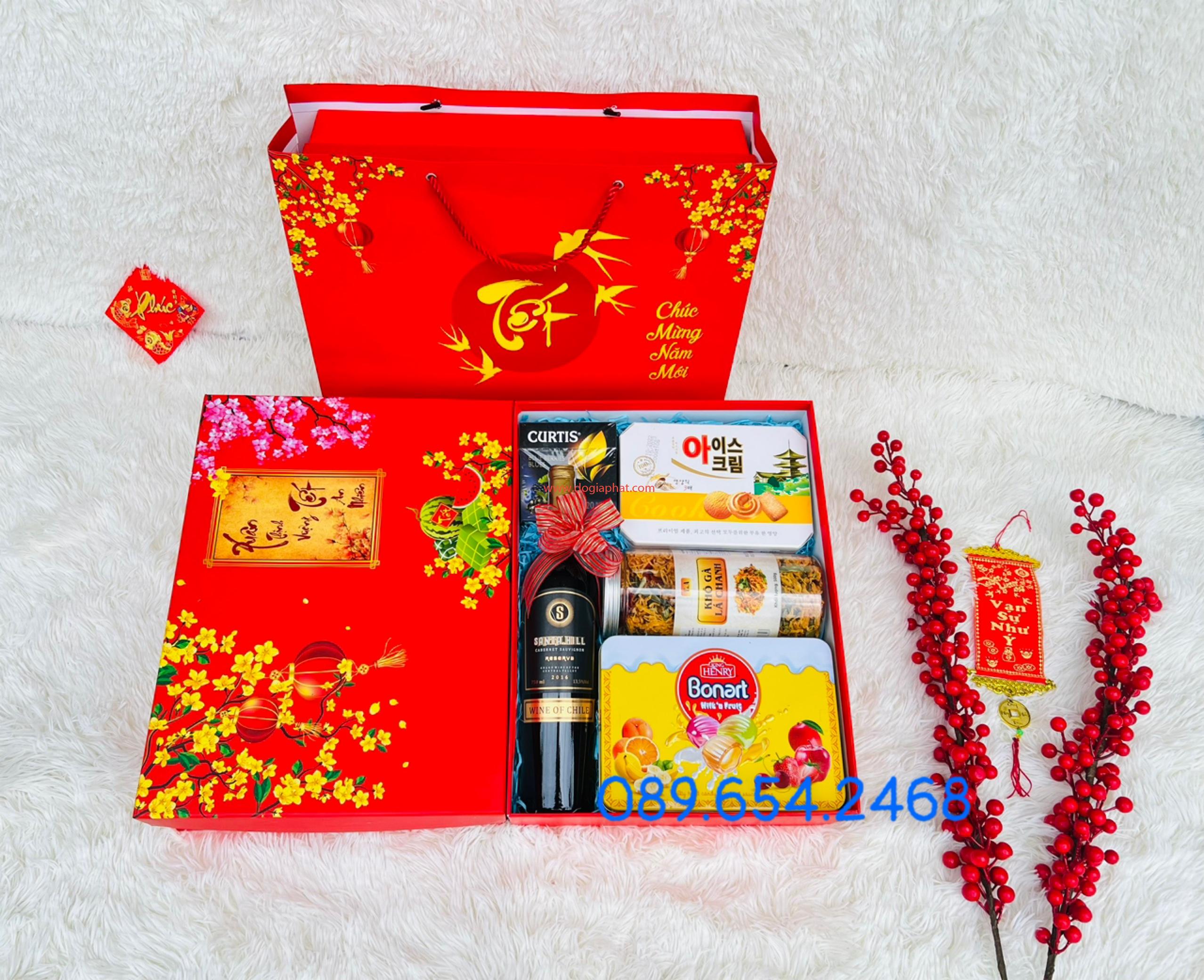 HỘP QUÀ TẾT 21