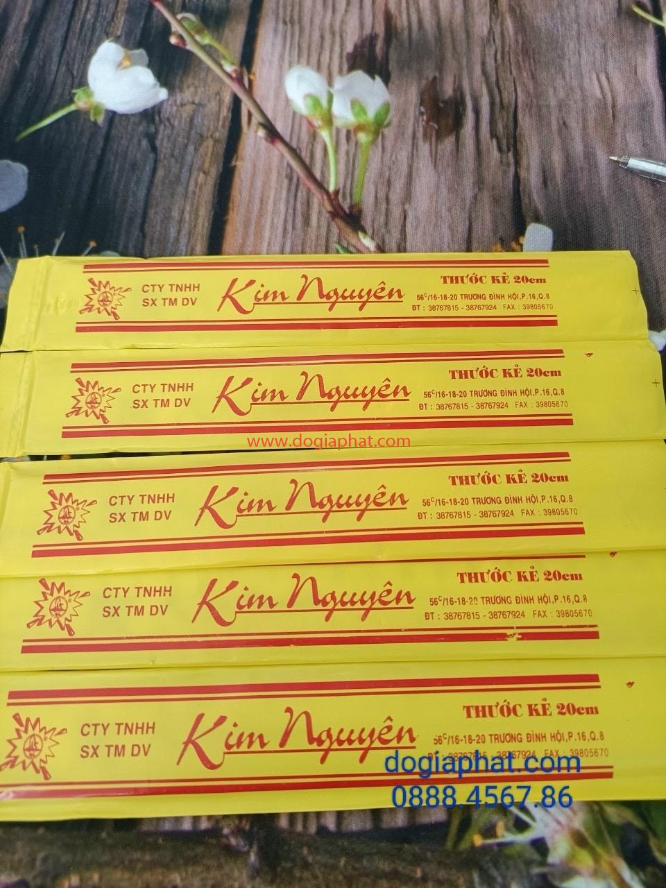 THƯỚC KẺ KIM NGUYÊN 20cm 