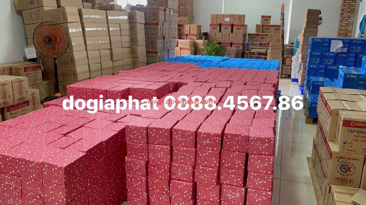 TẬP HỌC SINH PHÁT THƯỞNG GIÁ SỈ